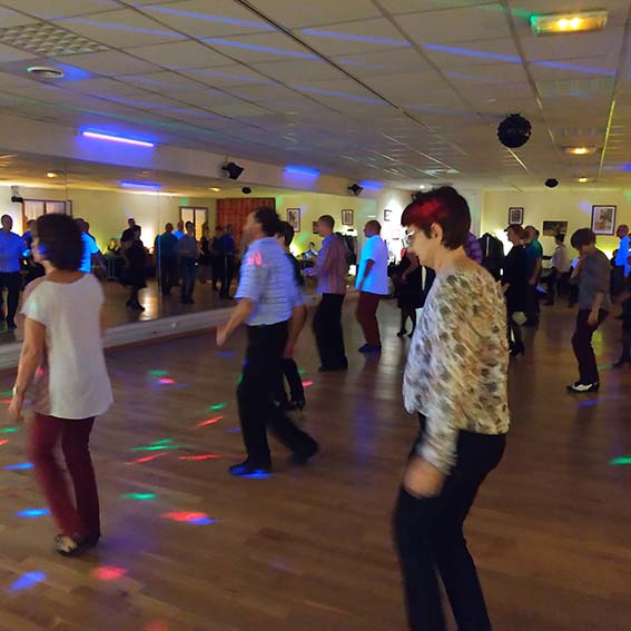 danse-en-ligne-cours de danse a lille loos ecole de danse adulte